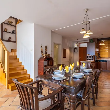 Apartment Neptun 304 Apartman By Bltn